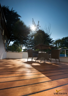 Dřevěná terasa Teak se skrytým uchycením Softline
