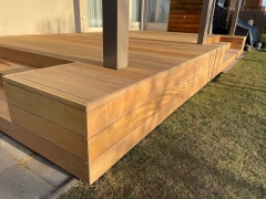 Dřevěná terasa Garapa - detail (realizace 3/2021, Řež)